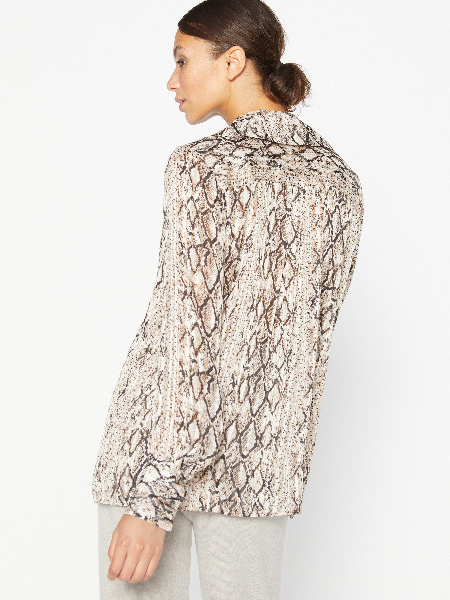 The Layra Blouse