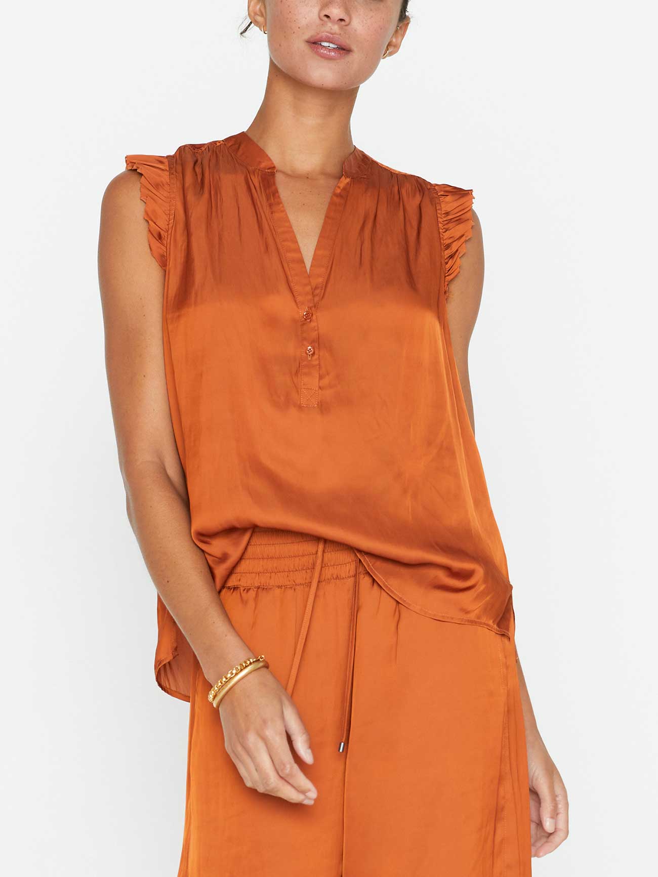 The Romare Sleeveless Popover