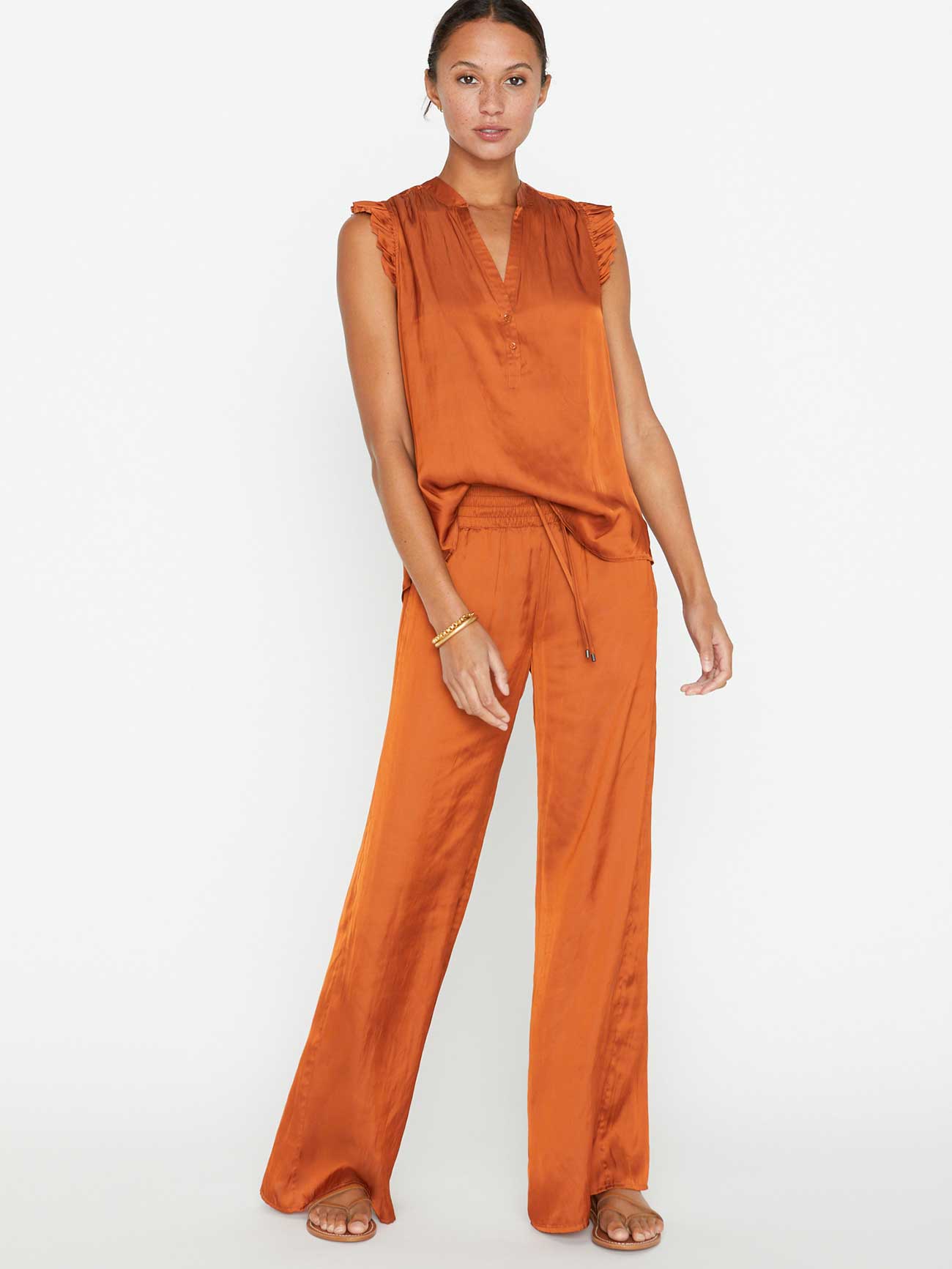 The Romare Sleeveless Popover